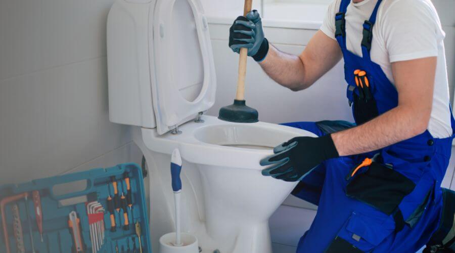 Local annual plumbing maintenance in Buffalo Center, IA